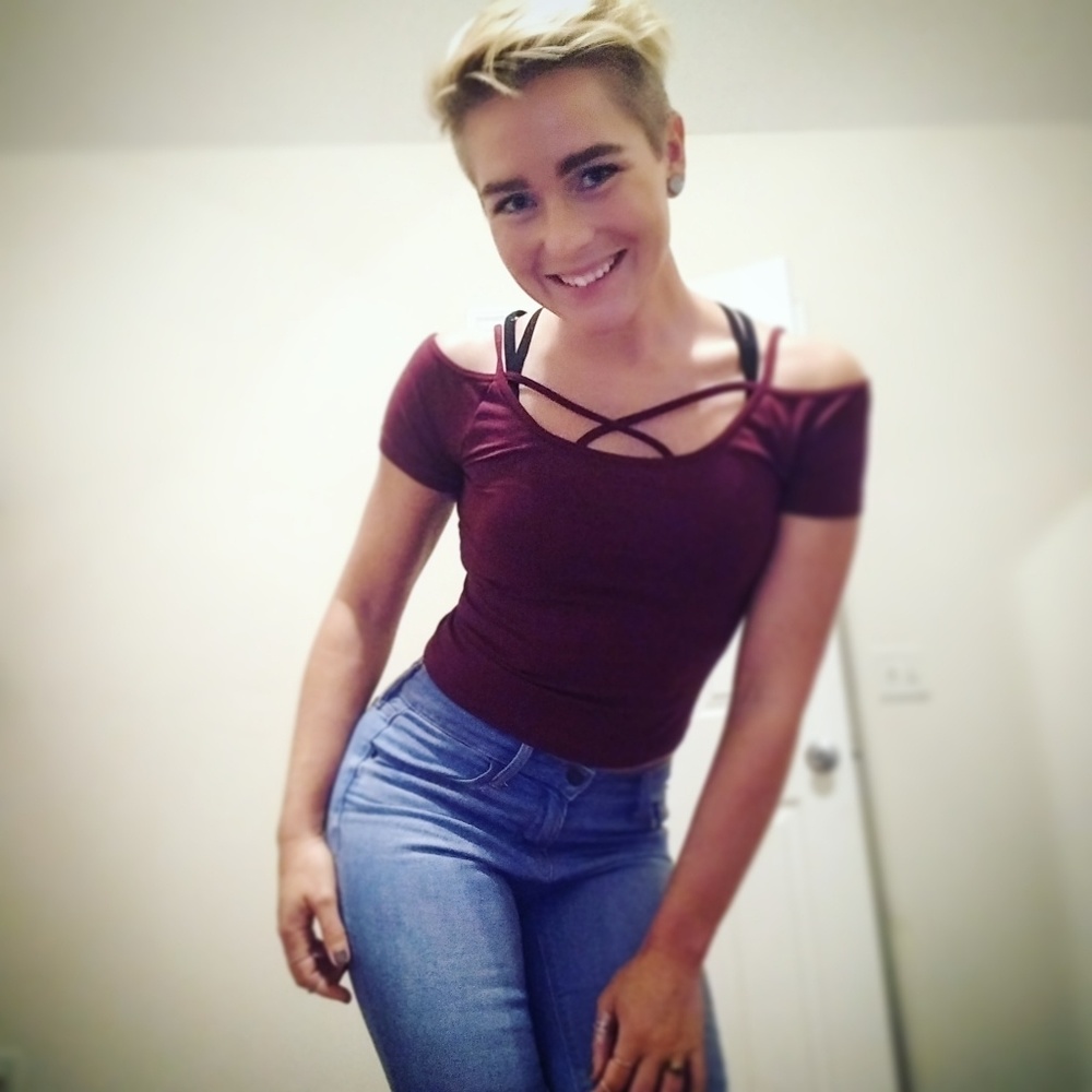 Meet your Posher, Lydia